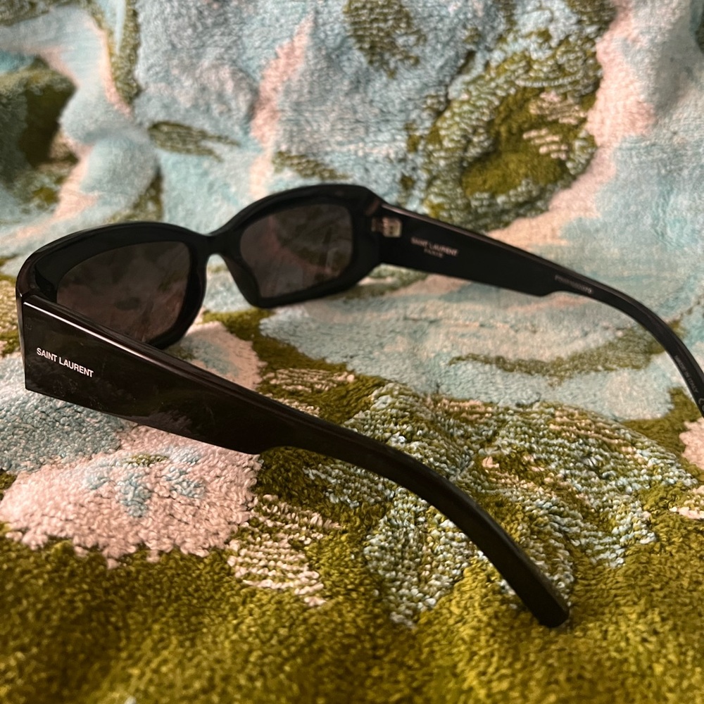 SAINT LAURENT 418